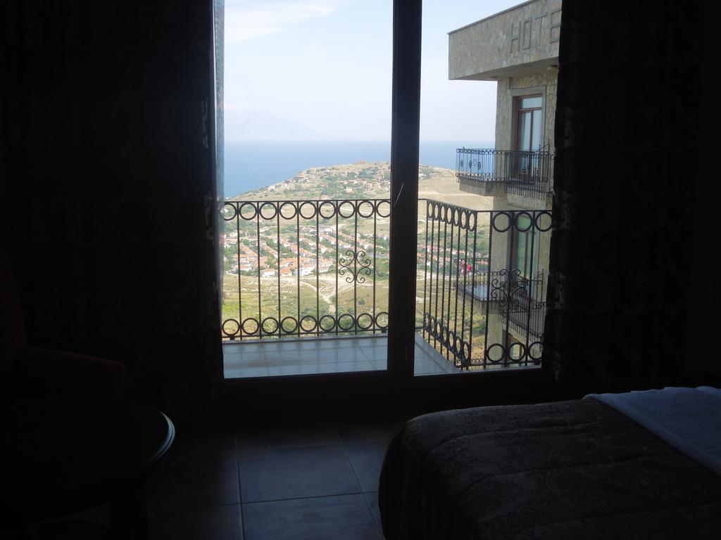Masi Hotel İmroz 部屋 写真
