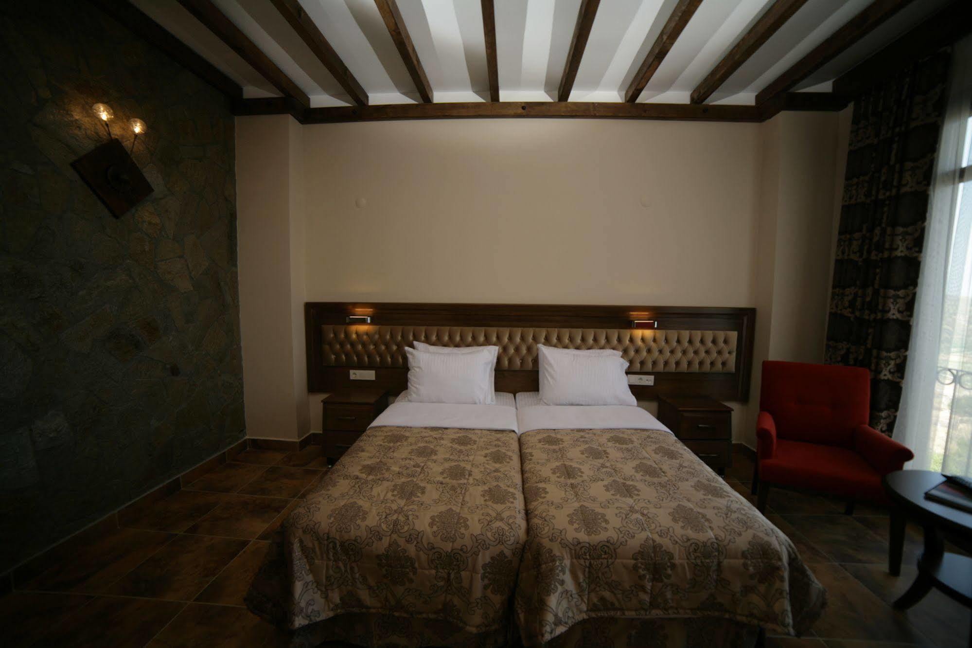Masi Hotel İmroz エクステリア 写真